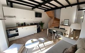 Appart Renove En Duplex Avec Terrasse Et Garage